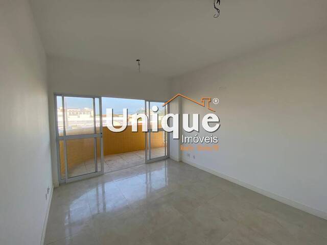 Apartamento para Venda em Cabo Frio - 3