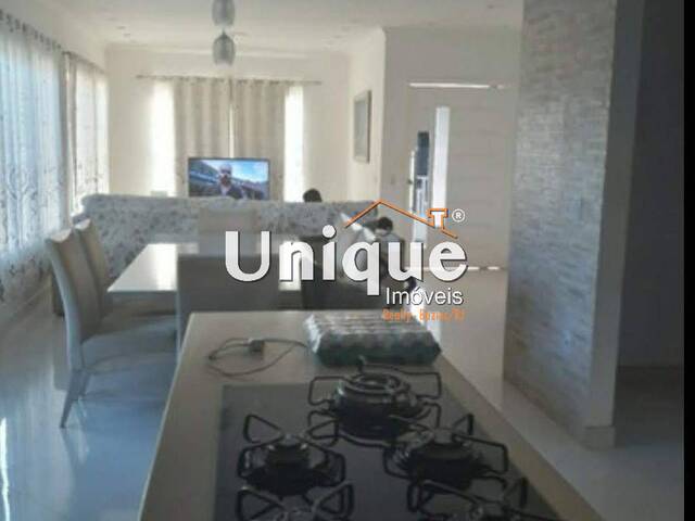 Casa para Venda em Cabo Frio - 3