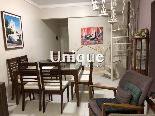 Apartamento para Venda em Cabo Frio - 2