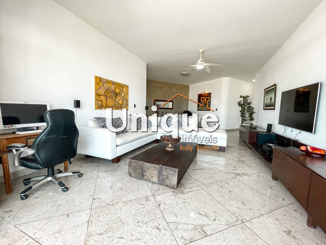 Apartamento para Venda em Cabo Frio - 2