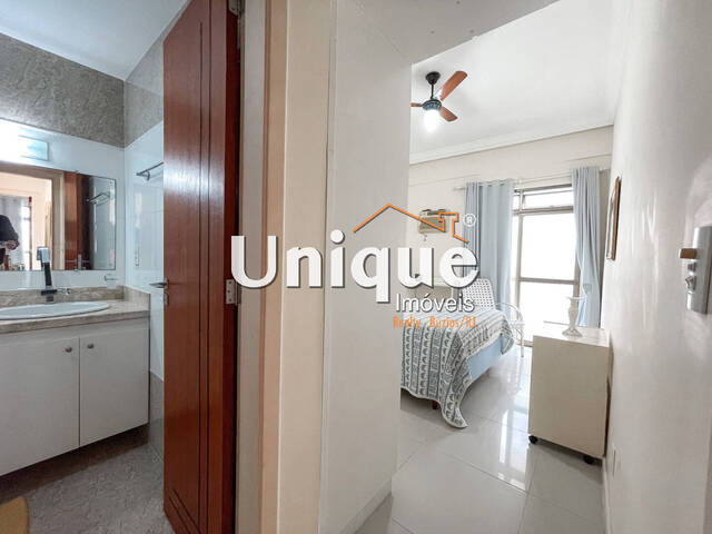 Apartamento para Venda em Cabo Frio - 4