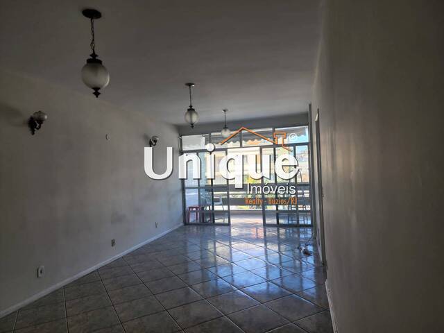 Apartamento para Venda em Cabo Frio - 2