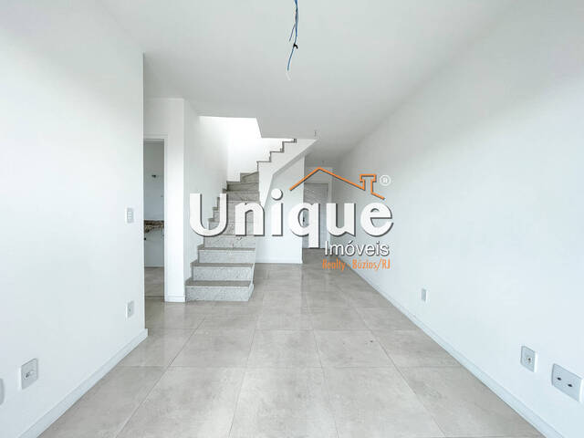 Apartamento para Venda em Cabo Frio - 3