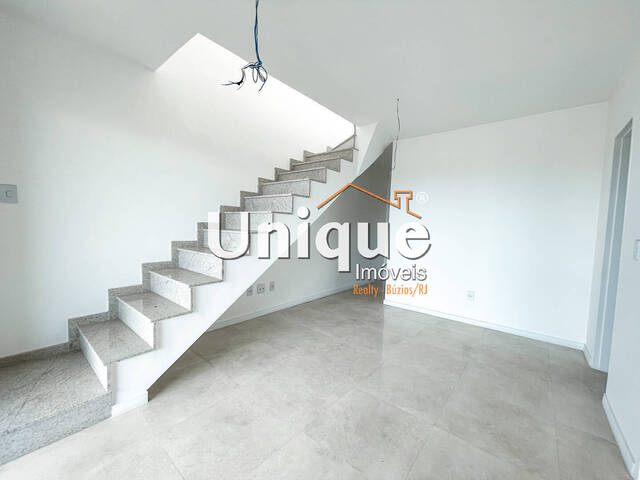 Apartamento para Venda em Cabo Frio - 5