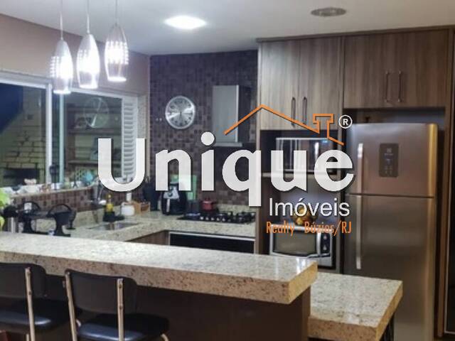 Apartamento para Venda em Cabo Frio - 2