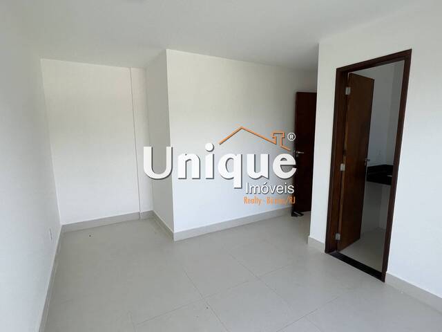 Apartamento para Venda em Cabo Frio - 5