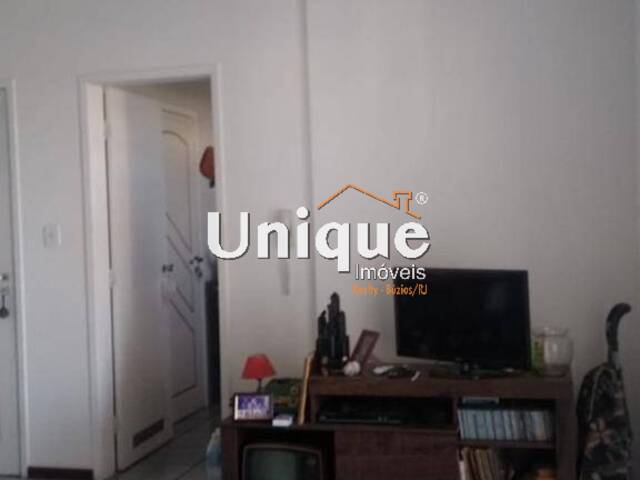 Apartamento para Venda em Cabo Frio - 2