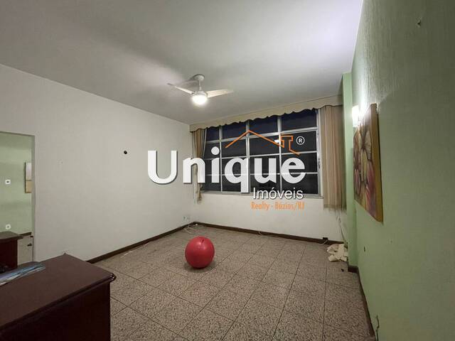 Apartamento para Venda em Cabo Frio - 3