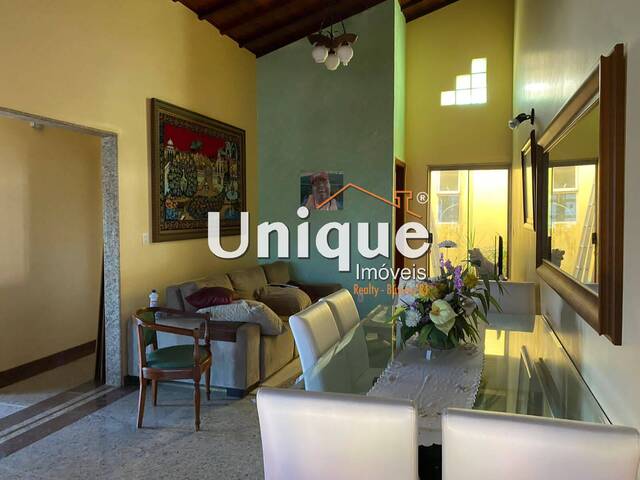 Apartamento para Venda em Cabo Frio - 2