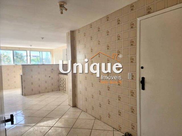 Apartamento para Venda em Cabo Frio - 4