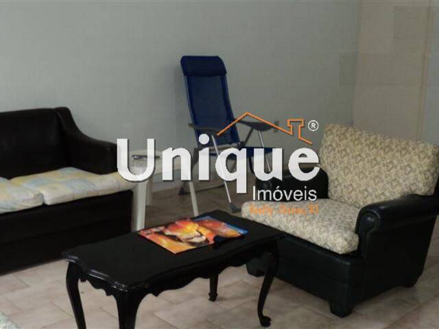 Apartamento para Venda em Cabo Frio - 2