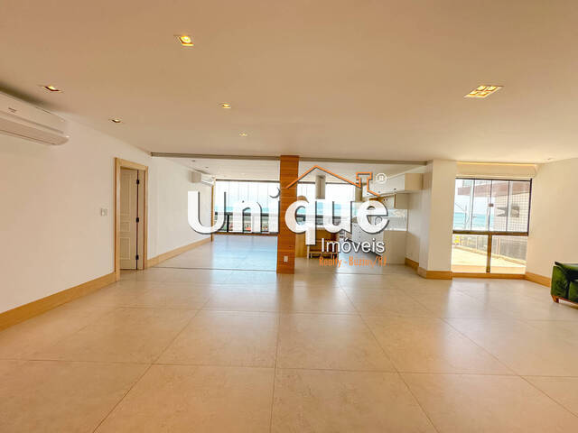 Apartamento para Venda em Cabo Frio - 2