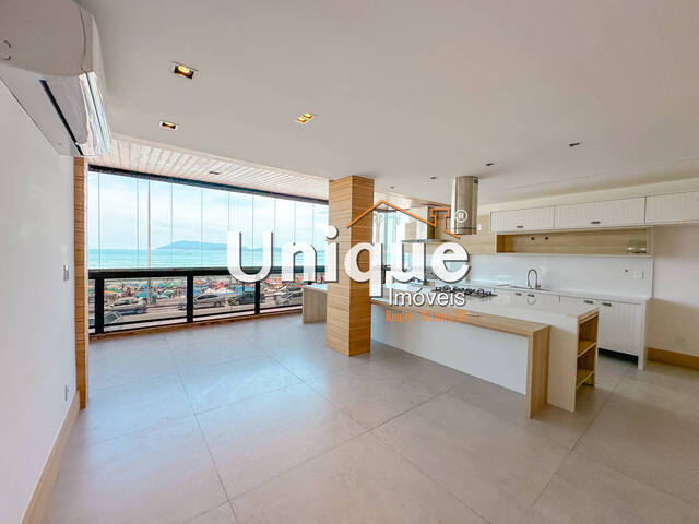 Apartamento para Venda em Cabo Frio - 5