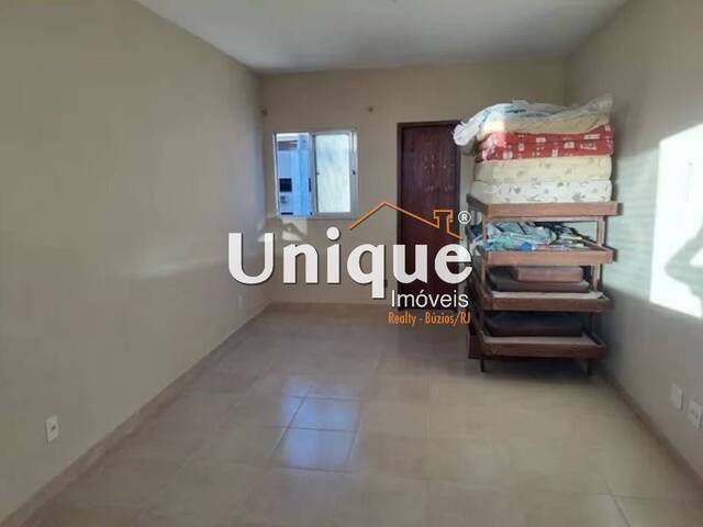 Apartamento para Venda em Cabo Frio - 3