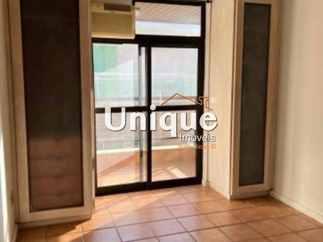 Apartamento para Venda em Cabo Frio - 3