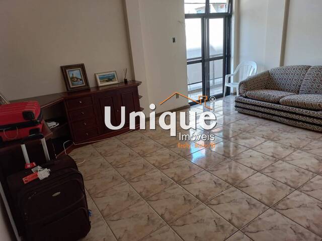 Apartamento para Venda em Cabo Frio - 2