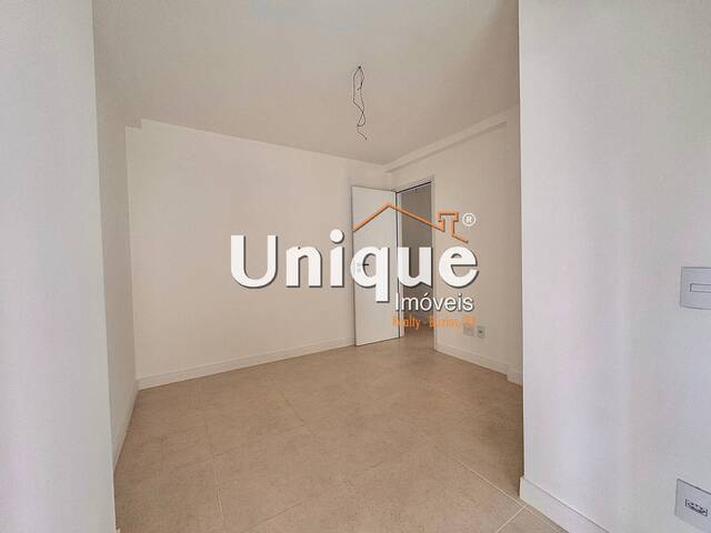 Apartamento para Venda em Cabo Frio - 5