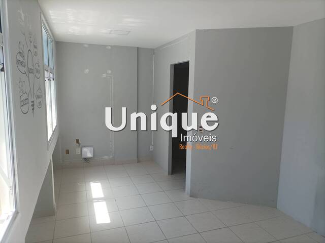Sala para Locação em Cabo Frio - 2
