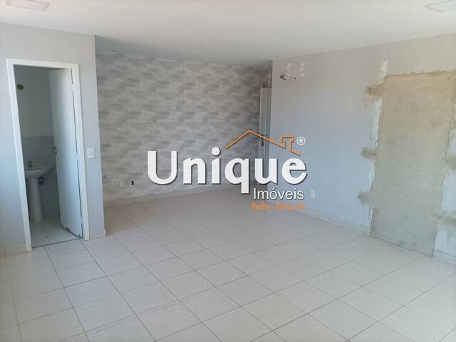 Sala para Venda em Cabo Frio - 3