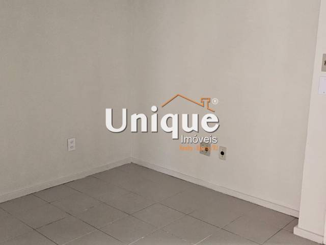Sala para Venda em Cabo Frio - 2