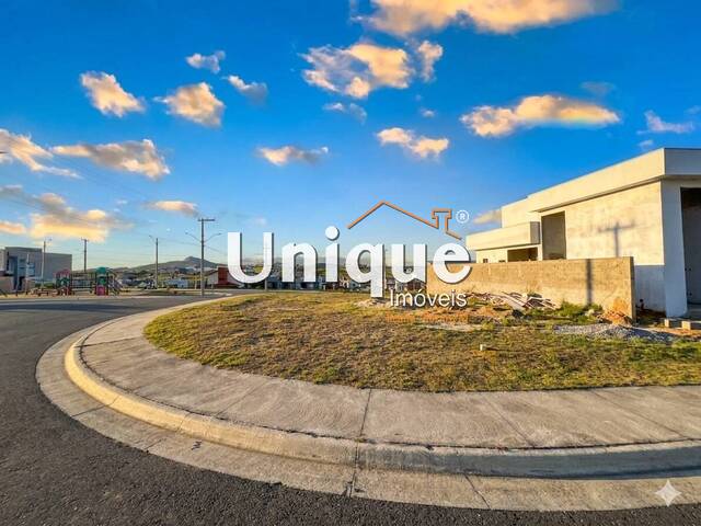 #1610 - Terreno em condomínio para Venda em São Pedro da Aldeia - RJ