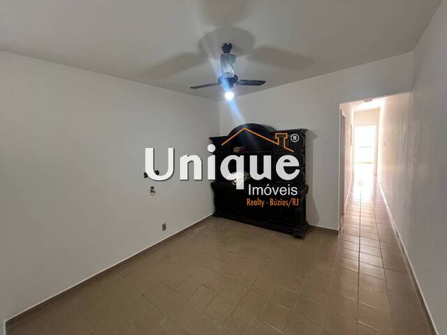 Apartamento para Venda em Cabo Frio - 2
