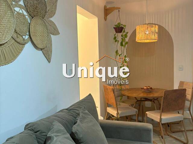 Apartamento para Venda em Cabo Frio - 2