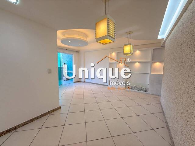 #1724 - Apartamento para Venda em Cabo Frio - RJ