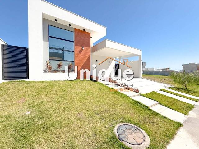 #1727 - Casa para Venda em São Pedro da Aldeia - RJ