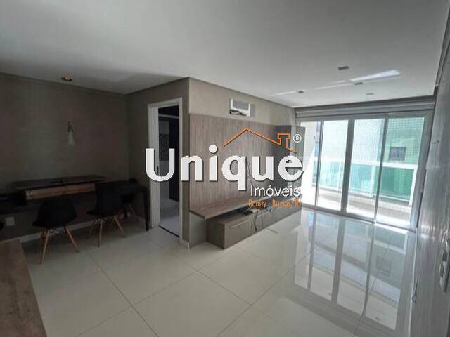 Apartamento para Venda em Cabo Frio - 2