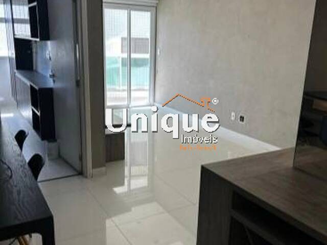 Apartamento para Venda em Cabo Frio - 3