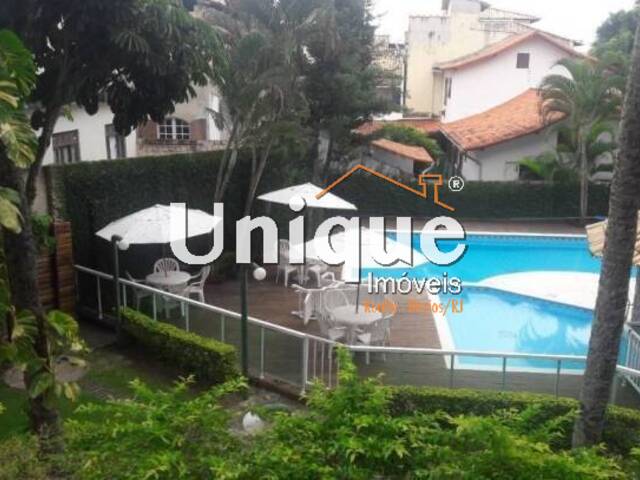 Apartamento para Venda em Cabo Frio - 2