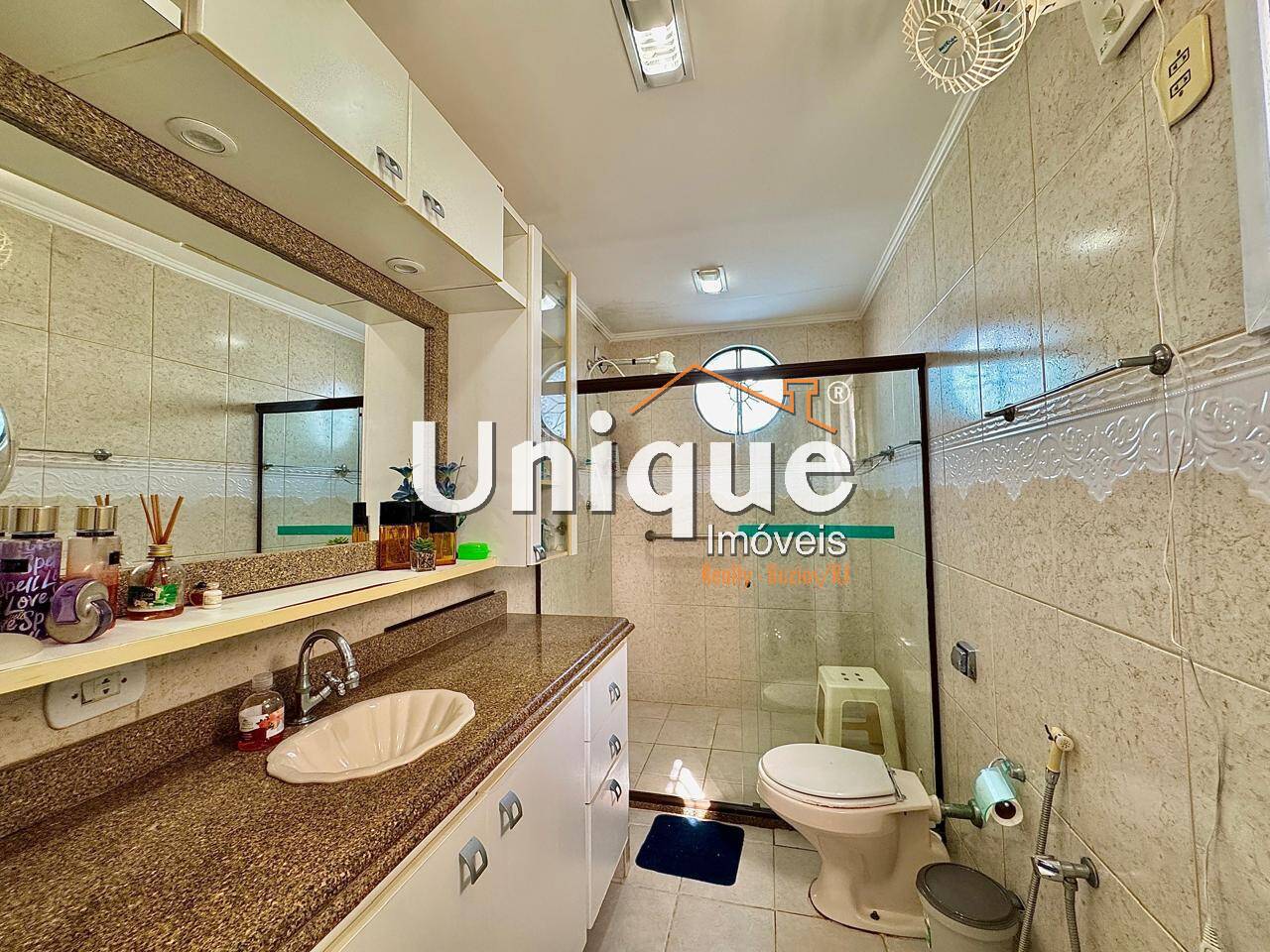 Casa à venda com 6 quartos, 280m² - Foto 21