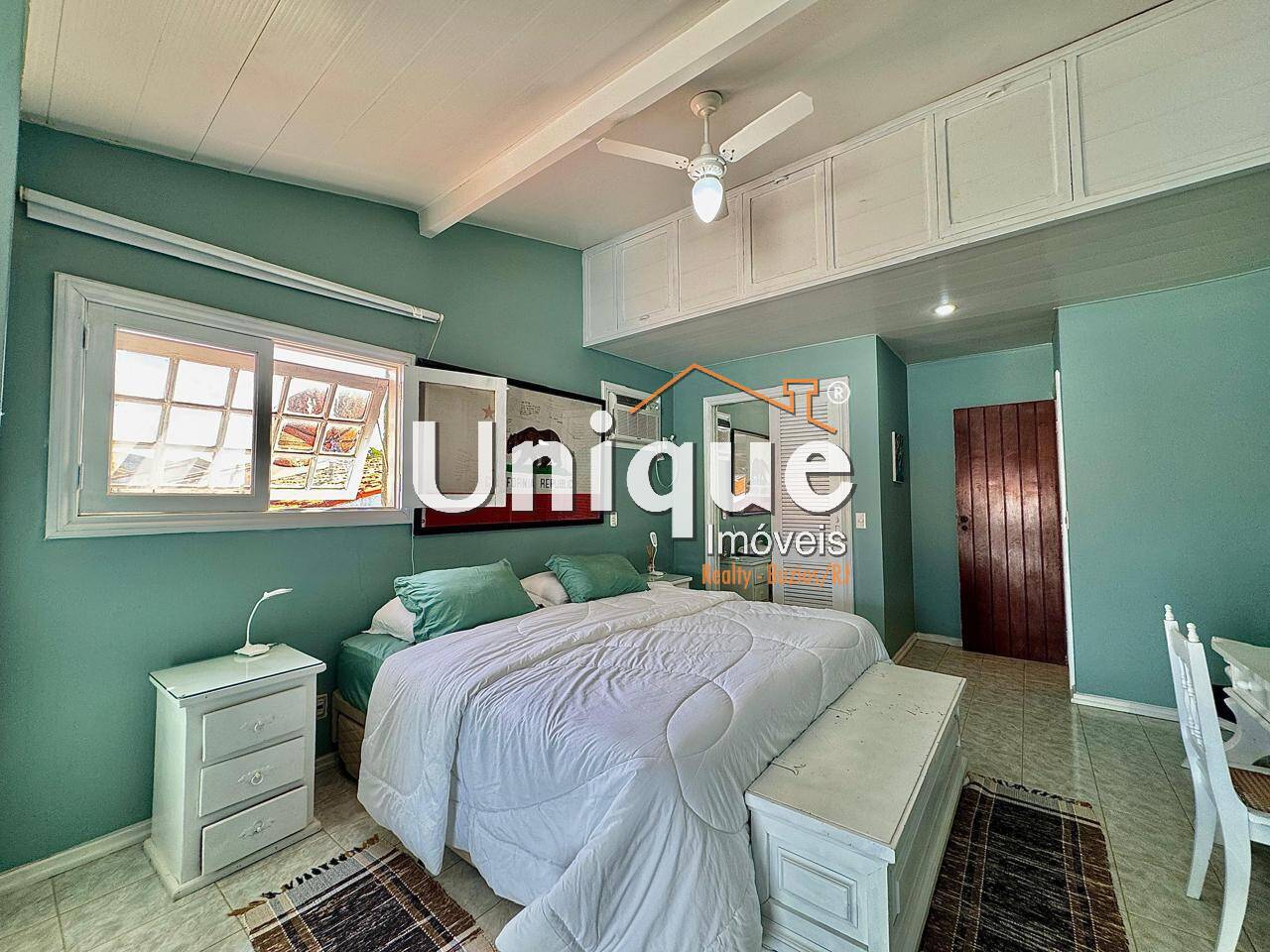 Casa à venda com 6 quartos, 280m² - Foto 24