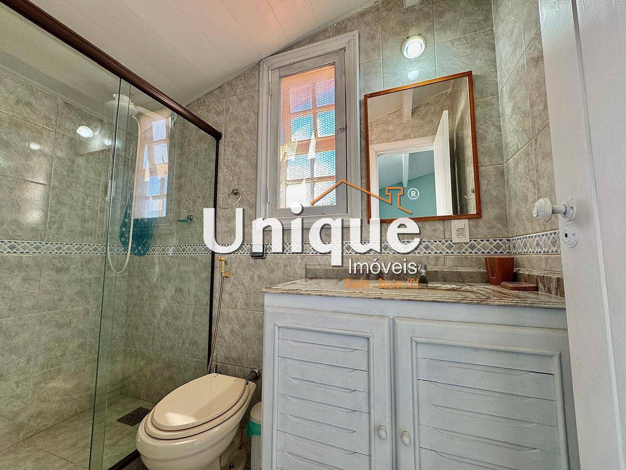 Casa à venda com 6 quartos, 280m² - Foto 30