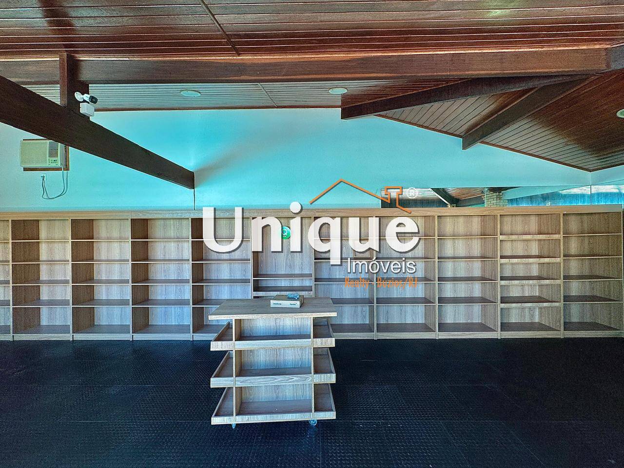 Casa à venda com 6 quartos, 280m² - Foto 33