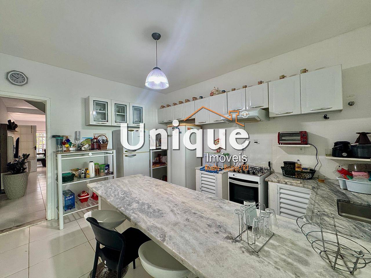 Casa à venda com 6 quartos, 280m² - Foto 16