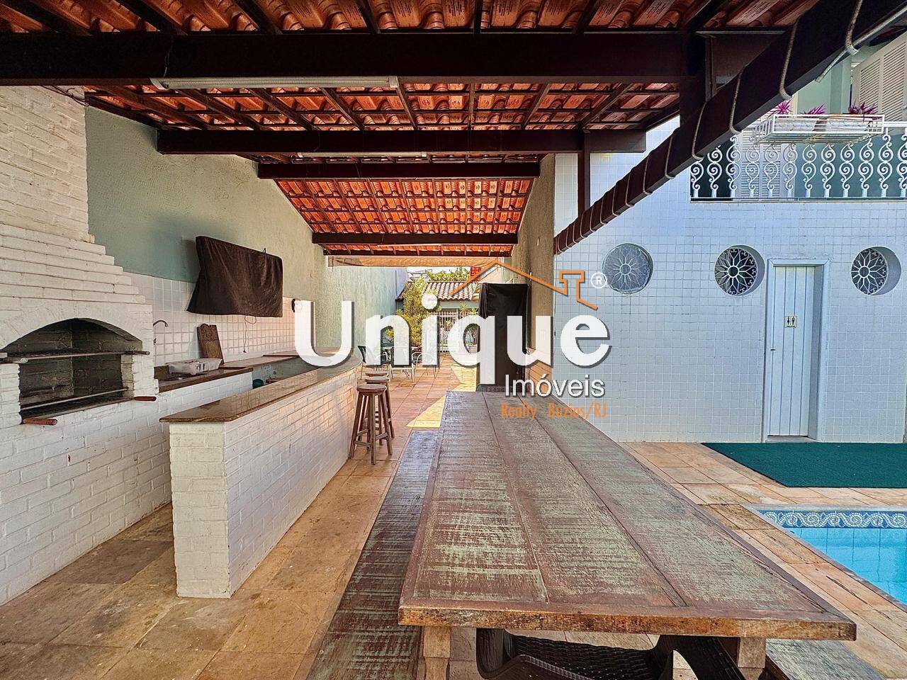 Casa à venda com 6 quartos, 280m² - Foto 42