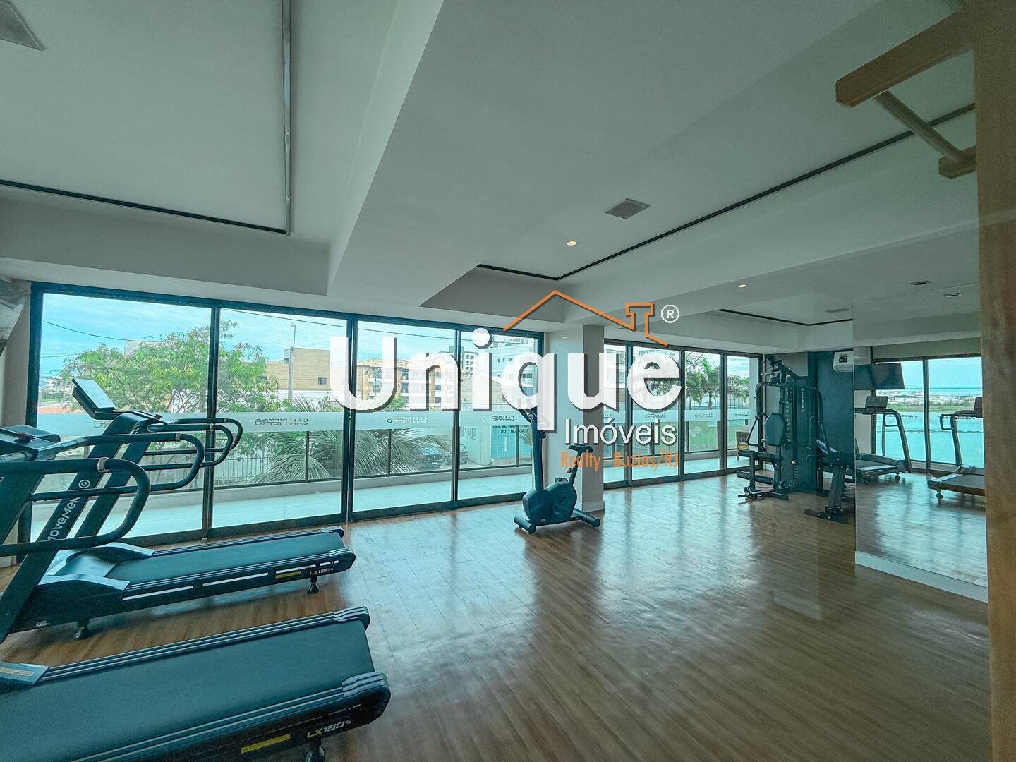 Apartamento para alugar com 2 quartos, 80m² - Foto 32