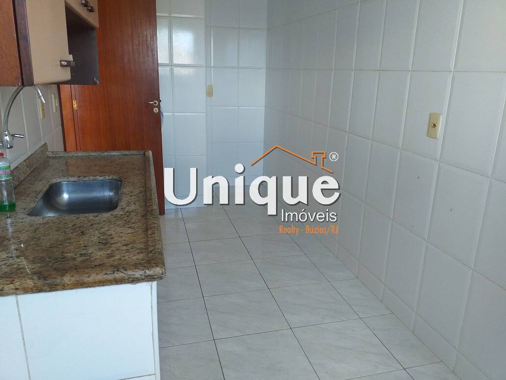 Apartamento à venda com 2 quartos, 62m² - Foto 5