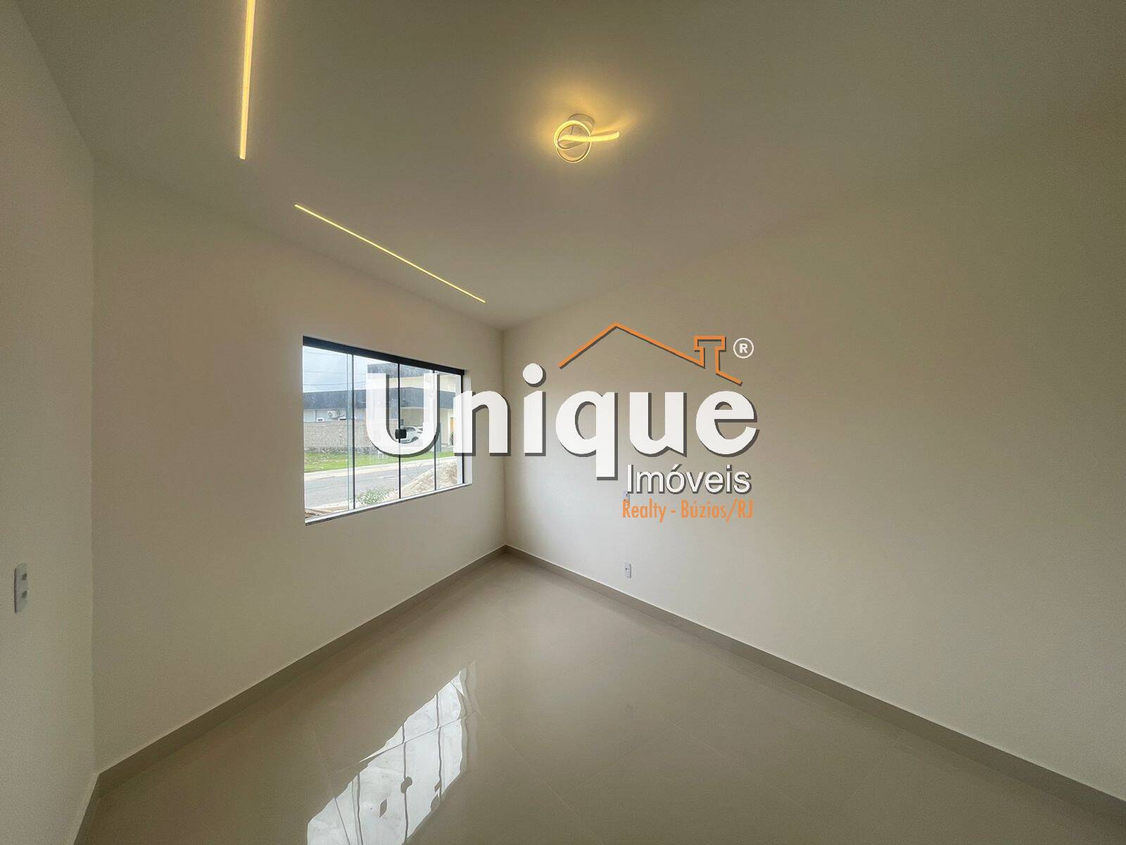 Casa à venda com 3 quartos, 252m² - Foto 11