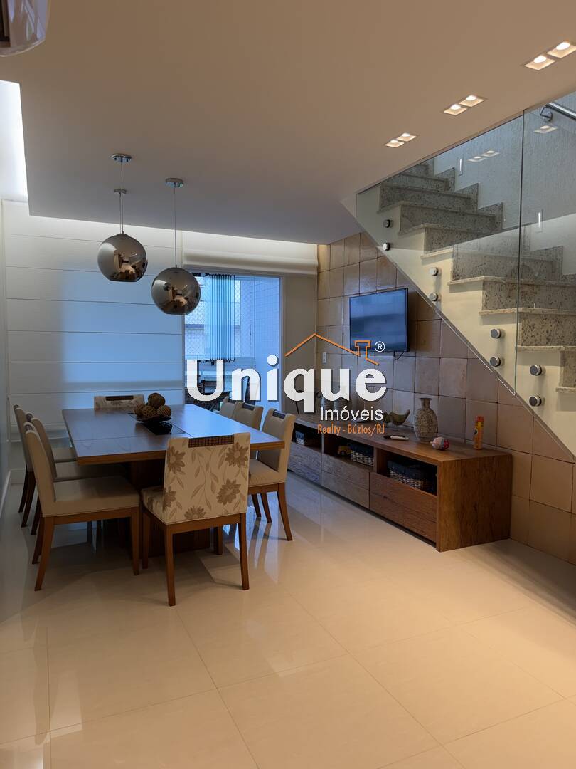 Apartamento, 3 quartos, 220 m² - Foto 1